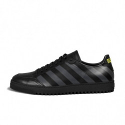 Sneaker Di Pelle Di Vitello Nera - EU38/US8