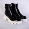 Stivaletti Chelsea in pelle nera con suola bianca - EU37/US7