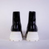 Stivaletti Chelsea in pelle nera con suola bianca - EU37/US7
