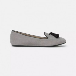 Scarpa piatta in pelle...
