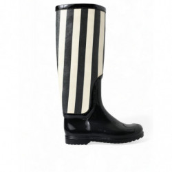 Scarpe con stivali piatti...