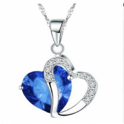 Collana con pendente cuore...